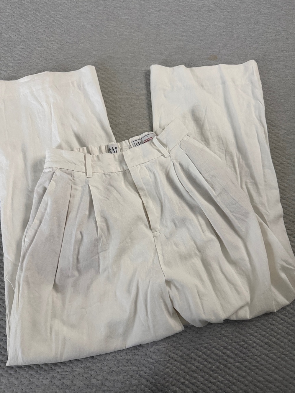 GAP Off-White Pleated Wide-Leg Trousers